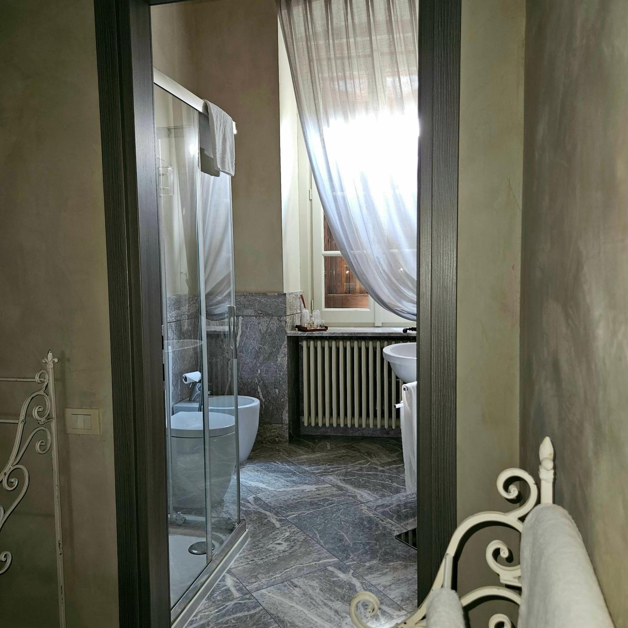 B&B Dimora Delle Donnole Bergamo Alta מראה חיצוני תמונה