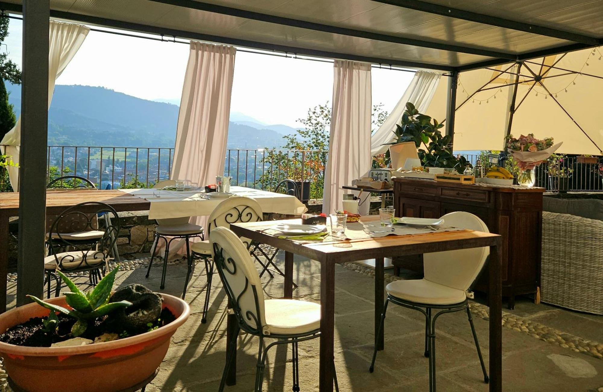 B&B Dimora Delle Donnole Bergamo Alta מראה חיצוני תמונה