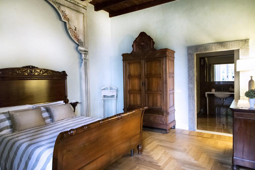 B&B Dimora Delle Donnole Bergamo Alta חדר תמונה