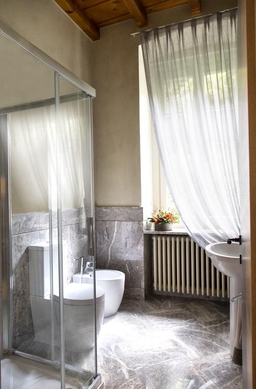 B&B Dimora Delle Donnole Bergamo Alta חדר תמונה