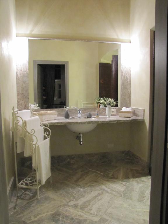 B&B Dimora Delle Donnole Bergamo Alta מראה חיצוני תמונה